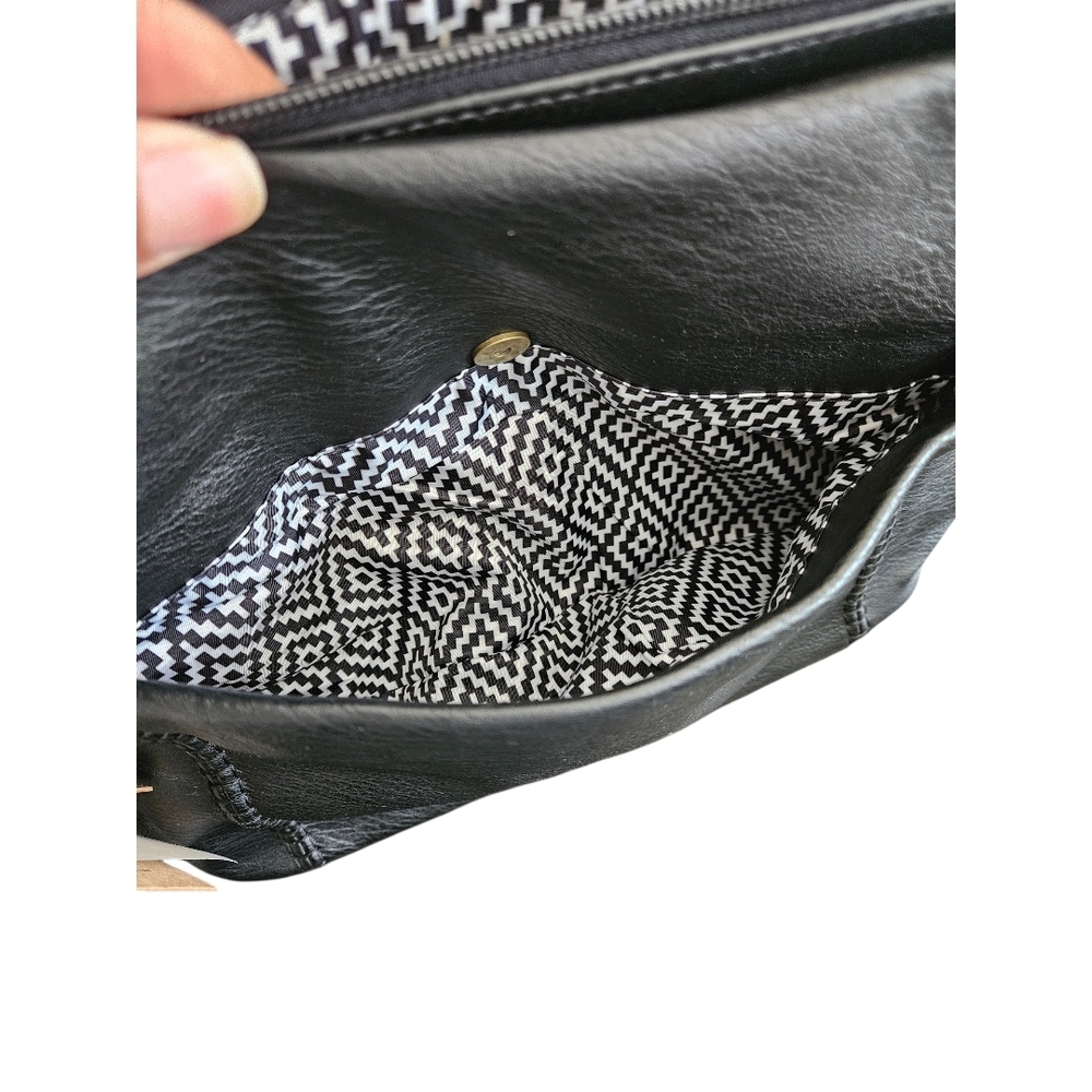 Ampere Creations Boho Vegan Leather Crossbody Bag Braided with Tassle - Picture 8 of 8